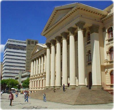 Universidade Federal do Paraná